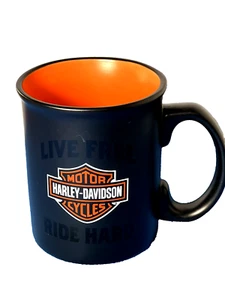 Harley Davidson "Live Free Ride Hard" Logo Coffee Hallmark 2013 gebraucht LESEN. - Bild 1 von 6