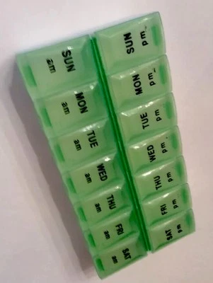 Большой отсек коробка для таблеток 7 дней органайзер для хранения лекарств контейнер футляр AM PM - Изображение 1 из 4