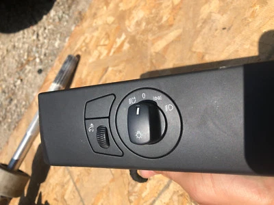 Interruptor de dirección de faros BMW E60 E61 M5 2004-2007 530i 525i 550i 545i 550i 530d Foto 1 de 3