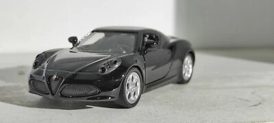 1/34 ALFA ROMEO 4C 4 C Voiture Miniature collection jouet Neuve italienne  - Photo 1/4