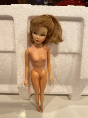 1962 Винтажная Кукла Uneeda Co Мисс Сюзетт ОБНАЖЕННАЯ - Изображение 1 из 4