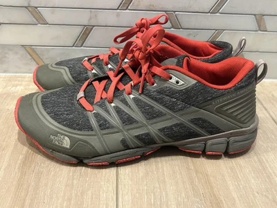Zapatos de entrenamiento para mujer The North Face Litewave Ampere talla 7,5 gris/rojo Foto 1 de 4