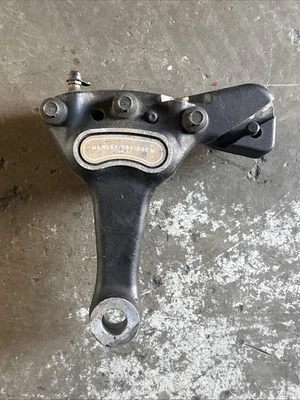 Pinza de freno trasera Heritage Fatboy 2001-2006 OEM Harley-Davidson Softail Foto 1 de 4