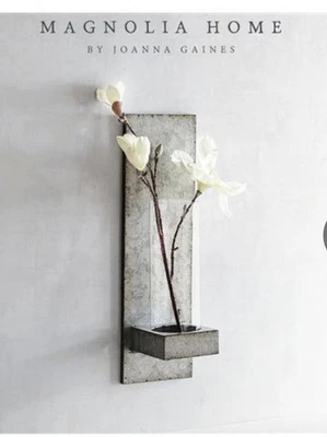 Magnolia Home de Joanna Gaines - Aplique colgante de metal con vidrio de 10", zinc envejecido  Foto 1 de 4