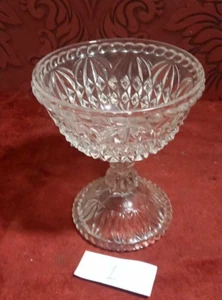 OLD VINTAGE RARE UNIQUE SHAPE BEAUTIFUL CRYSTAL GLASS CARNIVAL BOWL CHALLICE - Picture 1 of 4