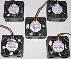 5 x Sanyo Denki 40 mm - 12V Lüfter - Fine Ace 20 - 8 CFM - 5 Klinge - 6" Kabel - Bild 1 von 5