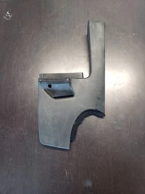 Cubierta guía cinturón seguridad trasero lado pasajero derecho audi 5000 100 200 c3 oem  Foto 1 de 3