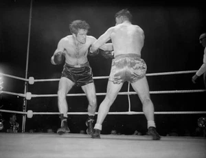British heavyweight boxers Freddie Mills and Bruce Woodcock Old Photo - Picture 1 of 1