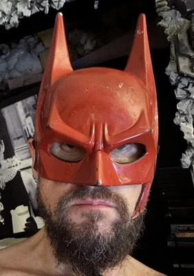 Máscara de Batman Roja Bruce Wayne Cosplay Tocado Halloween Máscaras Disfraz Accesorios Foto 1 de 3