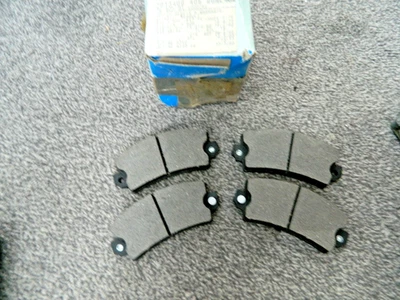 SET PASTIGLIE FRENO ANTERIORI PER RENAULT,CITROEN PEUGEOT,TALBOT,ALPINE,ARO - Immagine 1 di 4