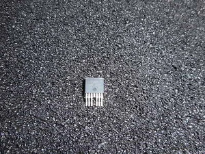 INTERNATIONAL RECTIFIER IRFS3004-7PPBF MOSFET N-CH 40V 240A D2PAK-7  - Picture 1 of 1