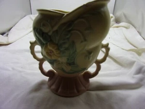 HULL ART POTTERY Vintage 1940’s Wildflower W Series 6.5” Vase-Pink/Blue - Picture 1 of 6