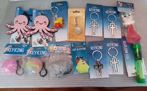 Mixed Lot of 14 Novelty Keychain Rings All Functional - Picture 1 of 10