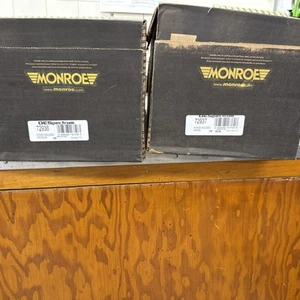 Monroe Front Pass and Driver Complete Struts Nissan Pathfinder Murano JX35 QX60 - Picture 1 of 5