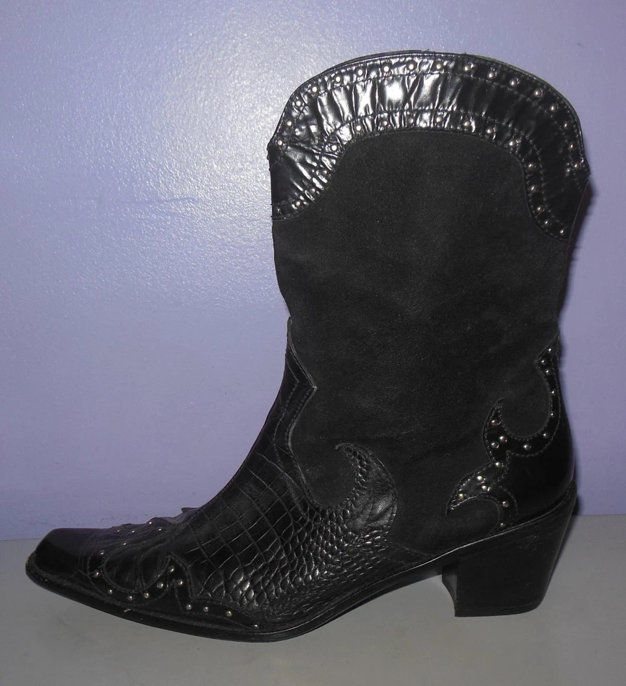 Botas occidentales Stuart Weitzman con tachuelas punta corta cuero gamuza tacón bloque 8,5 Foto 1 de 4