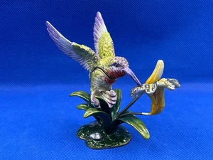 Treasured Trinkets Hummingbird Trinket Box, 9 cm high. - Picture 1 of 12