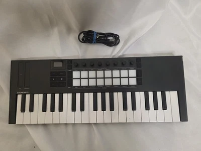 Novation Launchkey Mini 37 MK4 USB MIDI Keyboard Controller - Black - Image 1 of 4