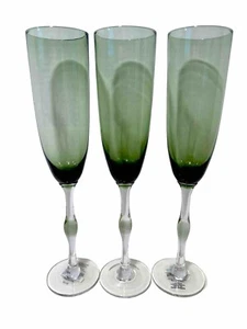 Pier 1 Teardrop Green Mouth Blown Bulbous Stem Fluted Champagne Glasses Set Of 3 - Picture 1 of 13