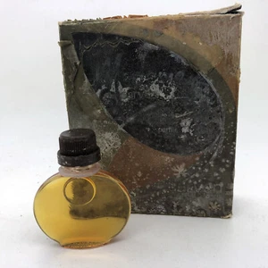 Vintage 1970's Madame de Carven 7.5ml Perfume parfum - Picture 1 of 2