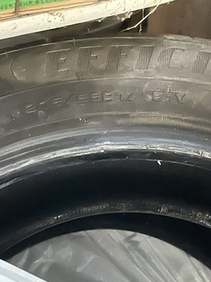 Sommerreifen für SEAT Arona GOODYEAR Efficence Grip 205/50 R17 93W (70% Profil) - Bild 1 von 3