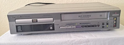 Combo reproductor de DVD Hitachi DV-PF2U VCR sin control remoto gris plateado probado y funcionando Foto 1 de 4