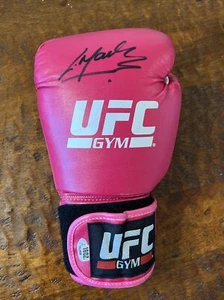Lyoto Machida Signed UFC Boxing Fight Glove Psa Dna COA MMA Autographed - Picture 1 of 6