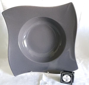 B25/15 V&B Villeroy & Boch New Wave Pastateller Piedra Gris 28 cm x 28 cm - Imagen 1 de 4