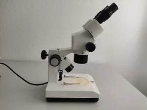 Stereo-Mikroskop Binokular mit Zoom-Objektiv (0,7x-4,5x) - Bild 1 von 3