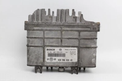 261203650 centralina motore per VOLKSWAGEN GOLF III 1.4 1992-1997 164697 - Immagine 1 di 4