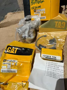 CAT Water Pump REPAIR KIT Pt# 170-0560 CATERPILLAR 3304 3306 ----------- OEM NOS - Picture 1 of 1