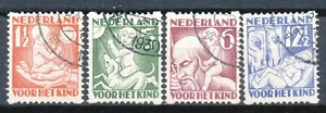 NEDERLAND 1930 - TWEEZIJDIGE HOEKROLTANDING - KINDERZEGELS ' 4 SEIZOENEN' 195 - Imagen 1 de 1