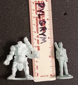 Reaper Dark Heaven Bones 52mm Fantasy Duel: Ogre Chieftain vs. Vic Lockman - Picture 1 of 8