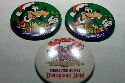 VINTAGE 1998 DISNEY LOT OF 3 "GOOFY" LAPEL/HAT PIN - Image 1 of 4