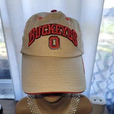 Gorra de baloncesto de fútbol americano beige On Top Of The World Ohio State Buckeyes Foto 1 de 4