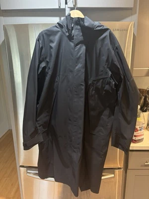 Abrigo de monitor Arc’teryx Veilance negro grande nuevo con etiquetas carcasa impermeable Gore-Tex $1400 Foto 1 de 4