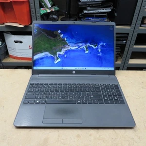 HP 250 G8 15.6" Laptop i5-1035G1 8GB RAM 256GB M.2 Windows 11 Pro - Afbeelding 1 van 15