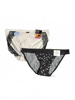 Bali Lace Desire Hipster Panties & DkNY 2 Pack - M/6 - Image 1 of 4