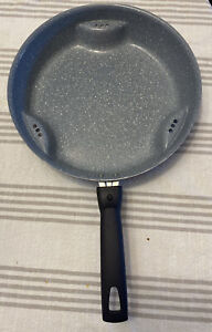Delimano Italy Ceramic Skillet 11” Frying Vent EUC Removable Handle Gray Marble