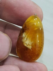 NATURAL OLD ANTIQUE EGG YOLK BALTIC AMBER PENDANT 3g - Picture 1 of 10
