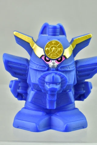 Kikai Sentai Zenkaiger Ricky Goldtsuike Finger Puppet Mini Figure Chibi Gashapon Cover