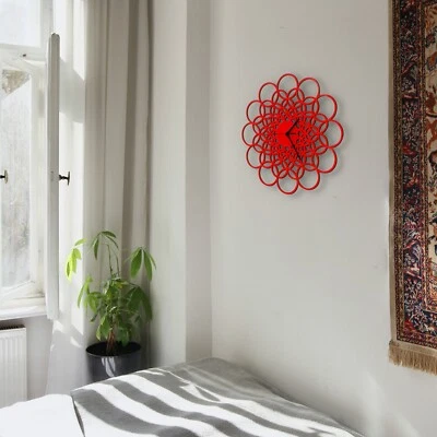 Rings red - uniform red wall clock with geometric pattern - Image 1 of 4