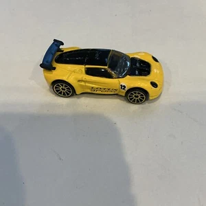 2004 Hot Wheels #36 First Editions 36/100 LOTUS SPORT ELISE Yellow w/Gold 10 Sp - Picture 1 of 2