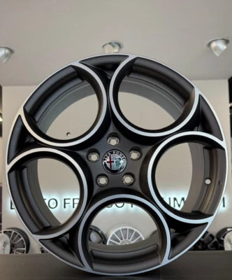 N.4 CERCHI IN LEGA ORIGINALI ALFA ROMEO STELVIO DA 19 1561177309 - Immagine 1 di 4