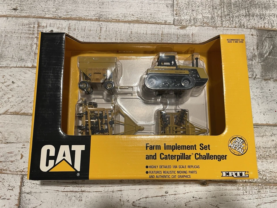 Ertl 1:64 Cat Farm Implement Set & Caterpillar Challenger #1806 - Image 1 of 4