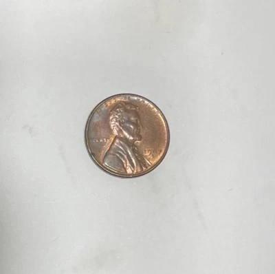 1947 S Wheat Penny One Of A Kind Error And Perfect Circle Die Chip Error - Image 1 of 4