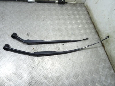 2021 HYUNDAI I30 MK3 FASTBACK N LINE 5DRS HATCH PAIR OF FRONT WIPER ARMS *5234 - Image 1 of 4
