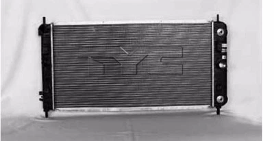 Conjunto de radiador TYC 2727 para Chevrolet Malibu modelos 3,5/3,9 L 2004-2006 Foto 1 de 3