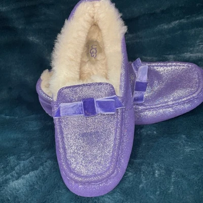 Zapatillas Ugg para mujer en púrpura talla 5 Foto 1 de 4