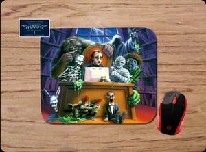 GRUSELIGE GÄNSEHAUT INSPIRIERT GRUSELIGE MONSTER MASSGESCHNEIDERT RUTSCHFEST PC MAUSPAD MATTE - Bild 1 von 1