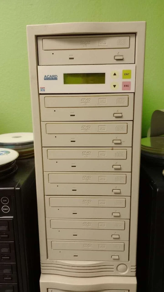 1 to 7 CD DVD Duplication Tower with Internal Hard Drive (Local Pickup only) - Image 1 of 1
